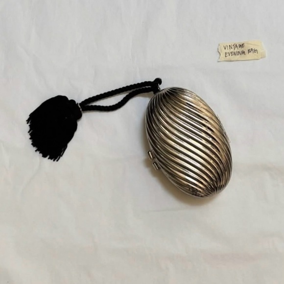 ISO Saks Fifth Avenue Metal Evening Bag Clutch Wristlet Fringe Rope - Picture 2 of 2